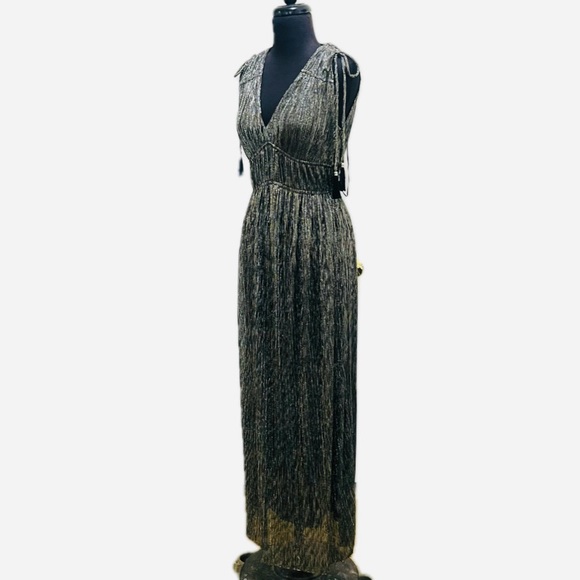 Taylor Black and Silver Goddess Gown - Picture 4 of 16